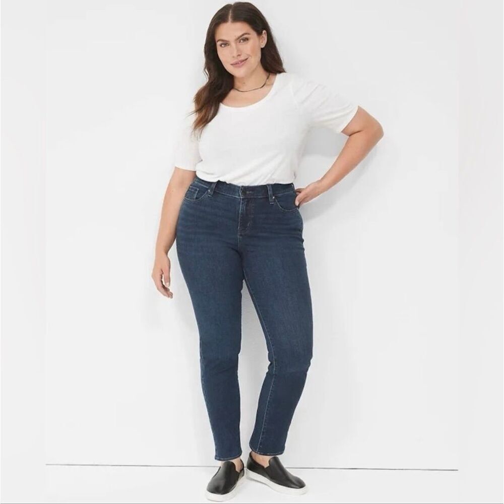 Lane Bryant Signature Fit Mid Rise Straight Leg Jeans 16L Dark Wash Blue Denim